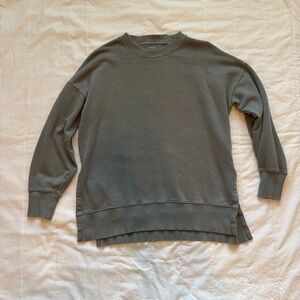 Aerie green XS pullover